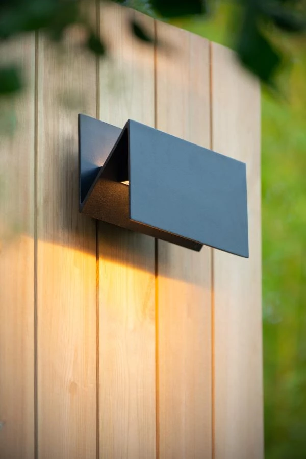 Lucide SWINDON - Wall light Indoor/Outdoor - LED - 1x16W 2700K - IP54 - Black - ambiance 1